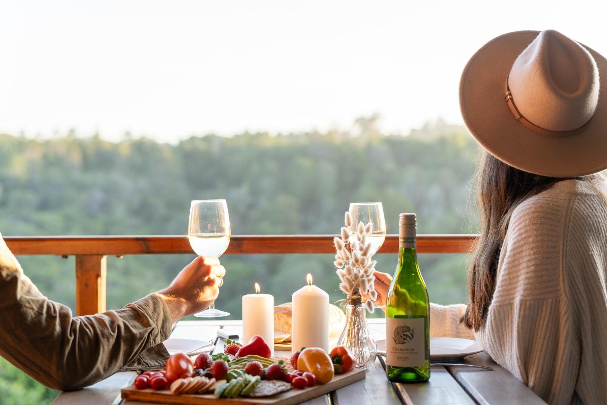 Woodlands Self Catering Hotel Knysna Bagian luar foto