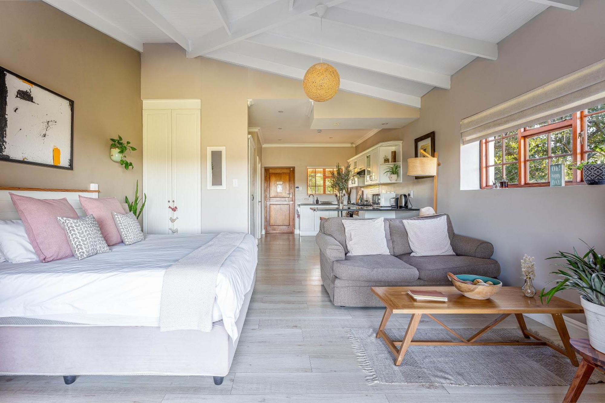 Woodlands Self Catering Hotel Knysna Bagian luar foto