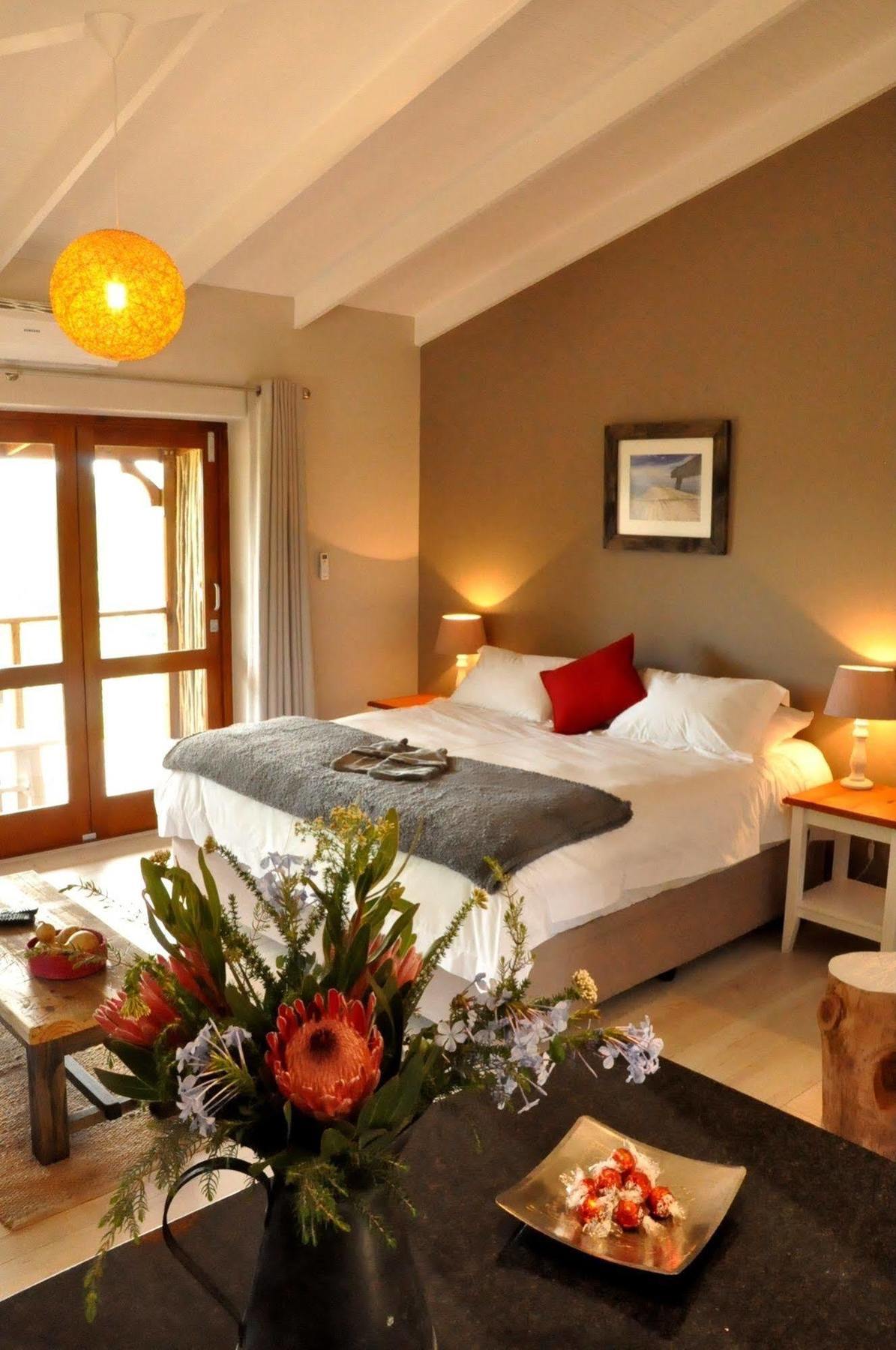 Woodlands Self Catering Hotel Knysna Bagian luar foto